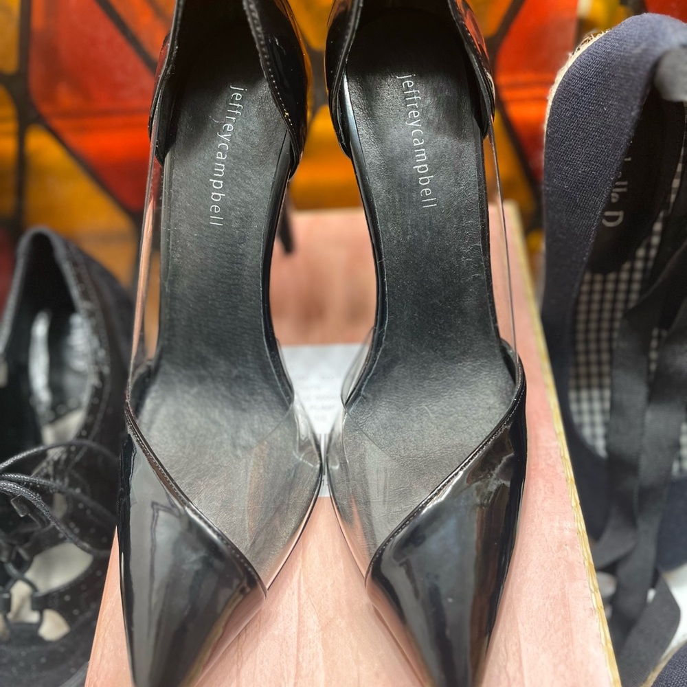 Vintage Y2K/2000’s Jeffrey Campbell 8 Black Patent Heels in Box Size 8.5